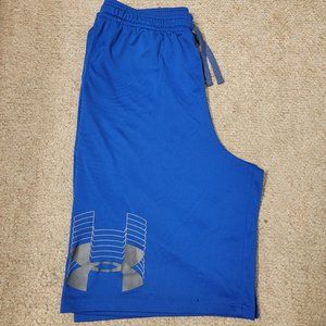 Under Armour Shorts - Youth XL